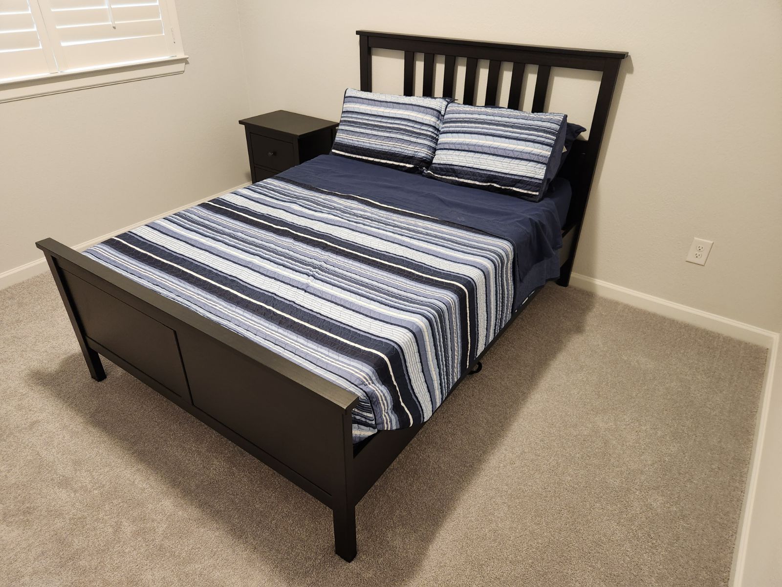 IKEA  Hemnes Full Bed Frame & Nightstand With Leesa Mattress 