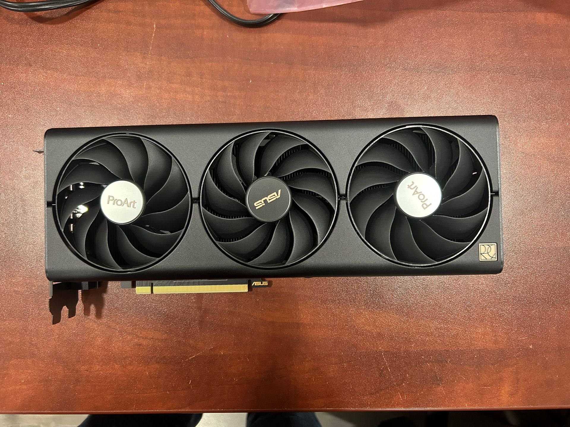 RTX 4060 Ti 16gb VRAM GPU