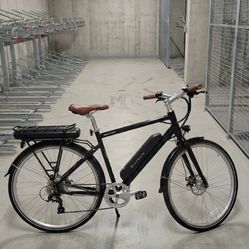 Huffy Montview 700c Electric Comfort Bike