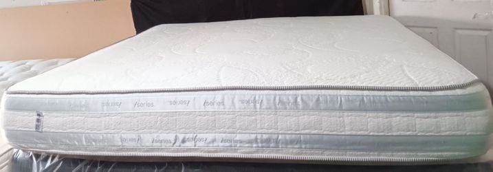 King Size Mattress (Colchón King Size)