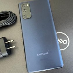 Samsung Galaxy S20 FE  , Unlocked   for all Company Carrier ,  Excellent Condition  Like New