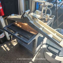 RI3183-033 Cantalever Chocks Made Of Starboard