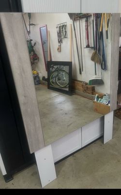 Headboard with mirror
