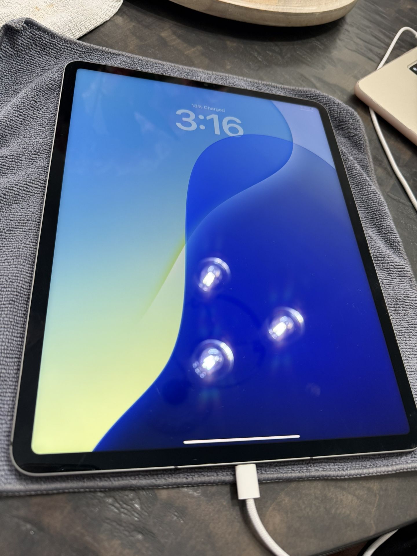 iPad Pro M1 12.9 Inch 