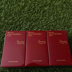 COLOGNES &’ PERFUME 