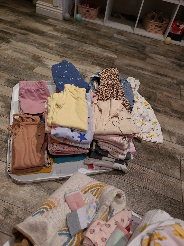 Baby Girl Clothes 18mos To 24mos
