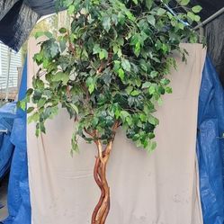 7 Foot Artificial Tree