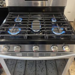 30” Stainless Steel 5 Burner’s Samsung Gas Stove FOR SALE!!! 