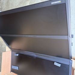 UnderCover SL44017 Select Tonneau Cover Fits 2022 to 2026 Toyota Tundra 5'7" Bed