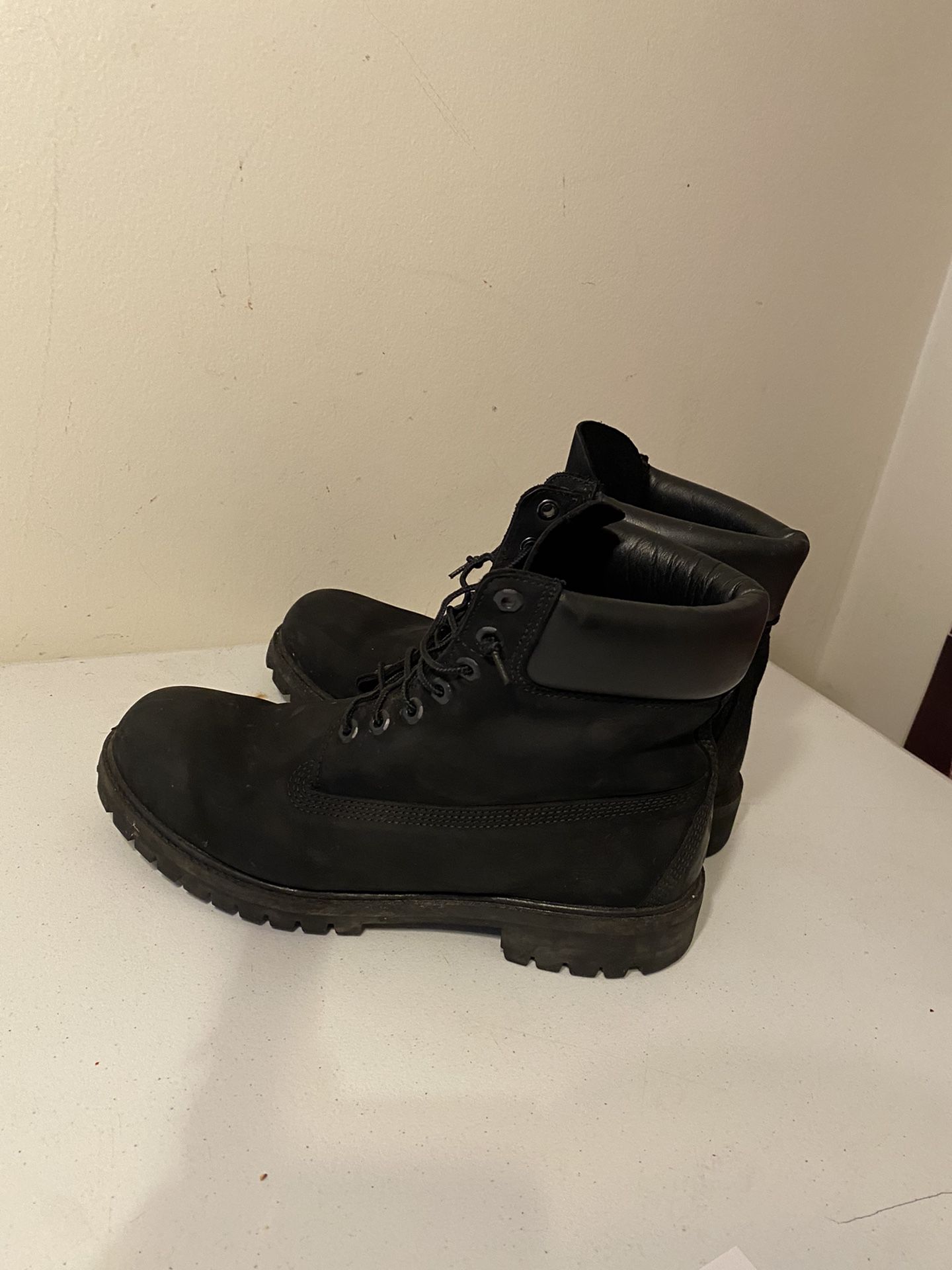 Timberland Men’s Black Boots Sz 10 Gently Used 