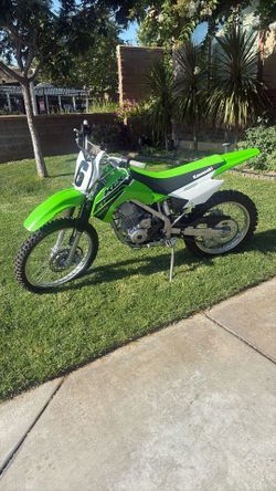 Kawasaki 140R F 2023