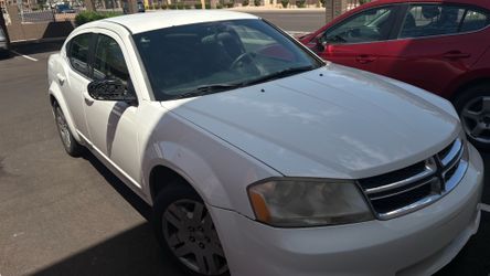 2011 Dodge Avenger SXT | Clean Title | Runs & Drives Great