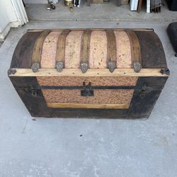 Antique Dome-Top Steamer Trunk • Wood, Metal & Fabric