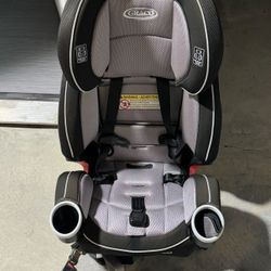 Graco 4Ever All-in-One Convertible Car Seat - Excellent Condition