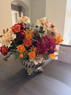 Word Decor Artificial floral with vase
