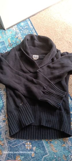 Converse One Star Sweater Size Medium 