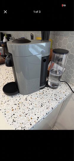 Nespresso Vertuo Coffee Machine – Works Great – Pickup Only