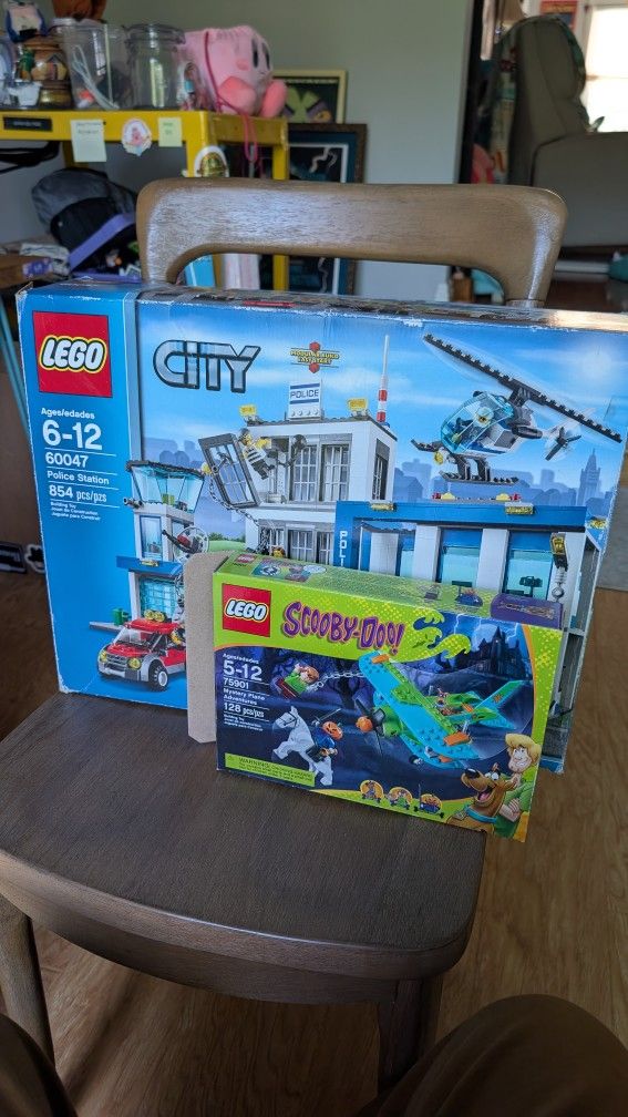 Lego City Police Station Plus Scooby Doo Set Bundle