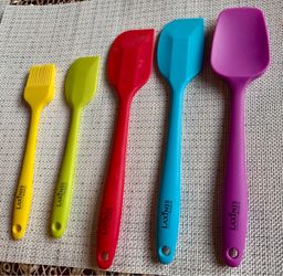 Like New laxinis World Silicone Spatula Utensil set