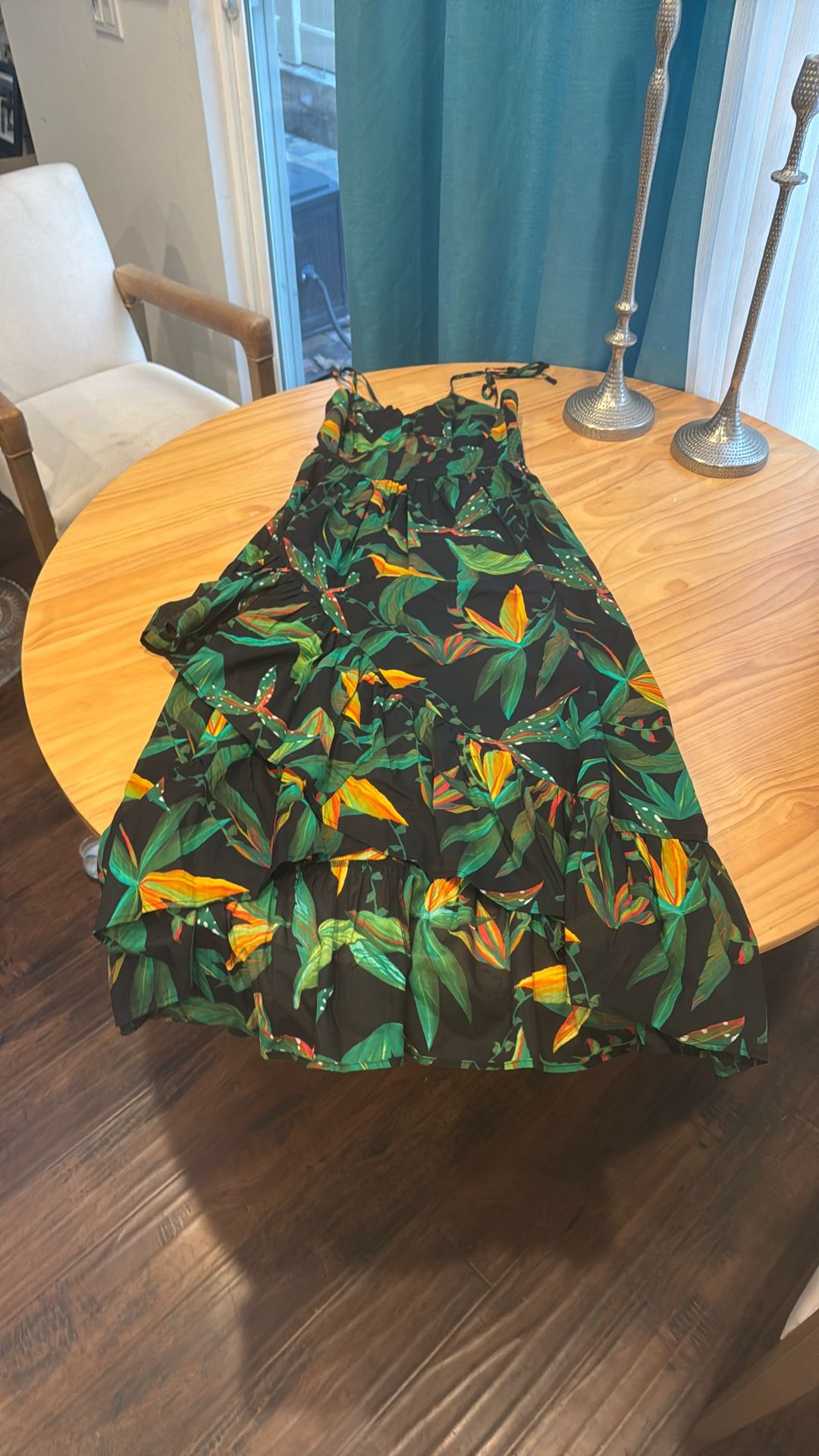 Vibrant Tropical Print Sleeveless Dress