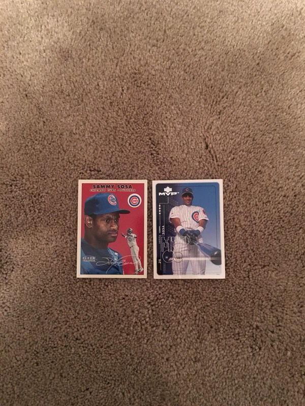 2 Sammy Sosa baseball cards