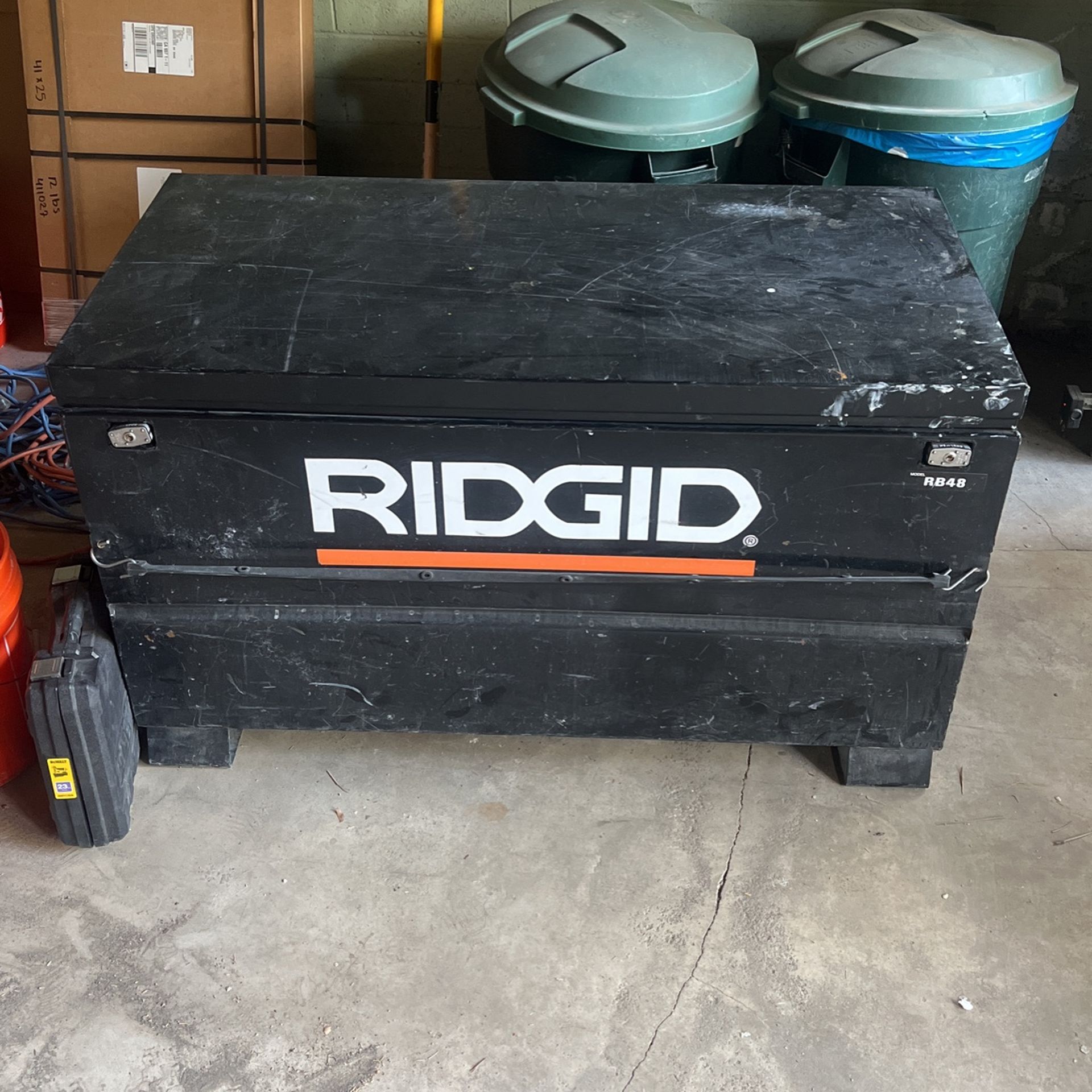Ridged Tool Boox