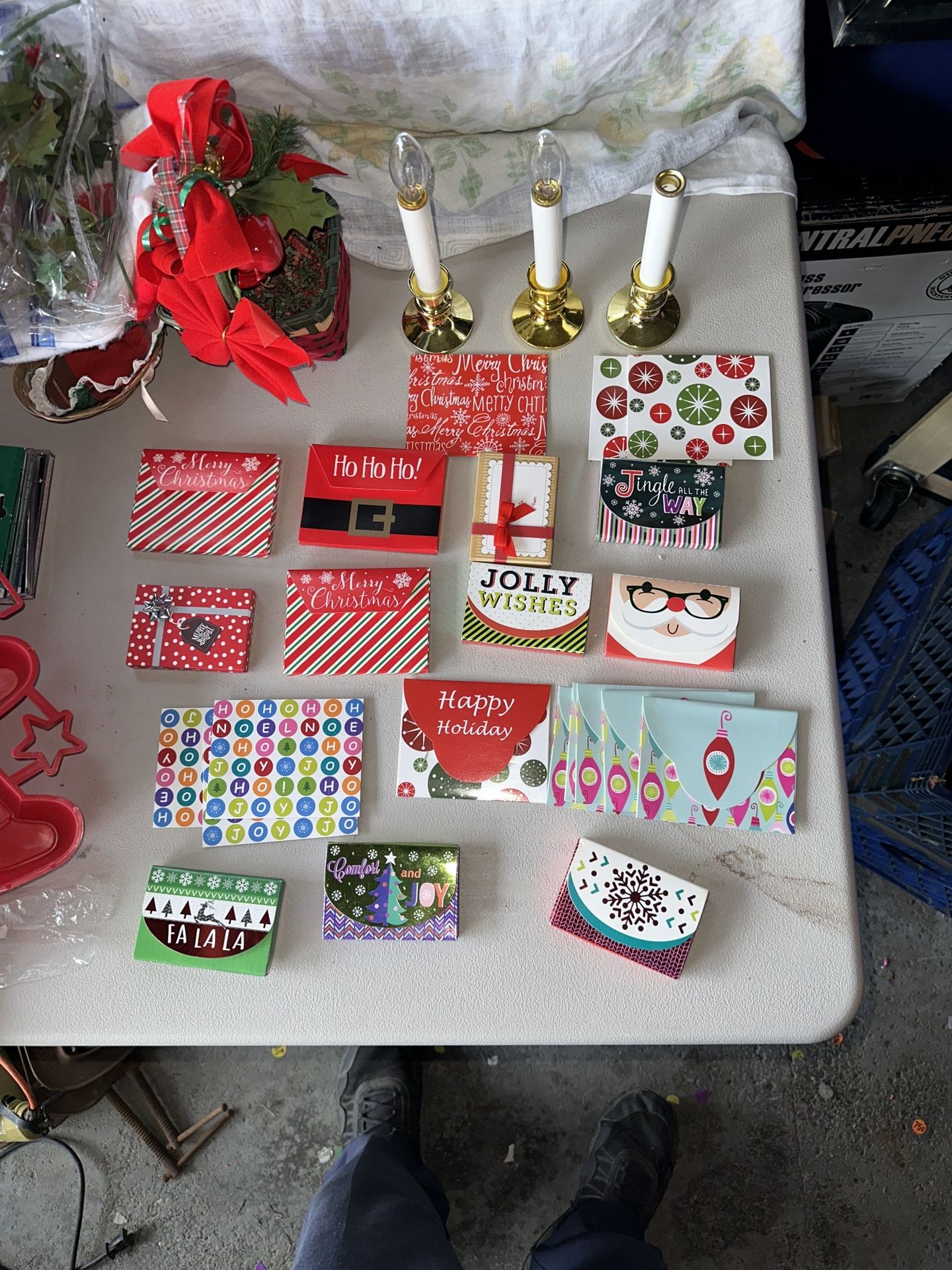 Lot of Various Christmas Items 