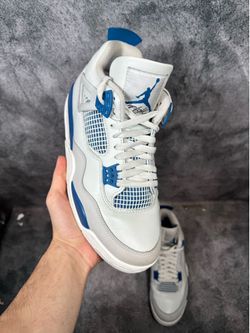 Jordan 4 military blue size 10