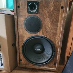 HED 3-way Speakers 