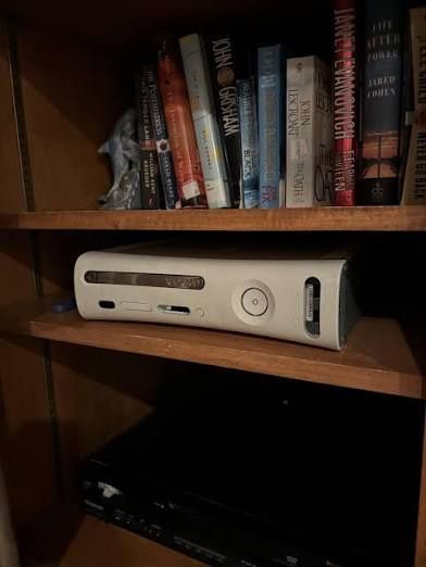 White Xbox 360 No Power Plug