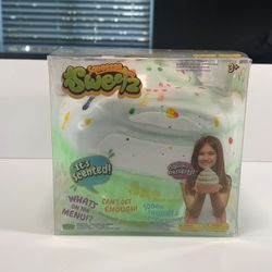 Squeezee Sweetz Scented Squishy Cupcake Squeeze Toy GreenWhite Ages 3+