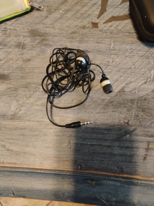 Wired Earbuds