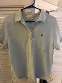 Women’s Short Sleeves Collared Top