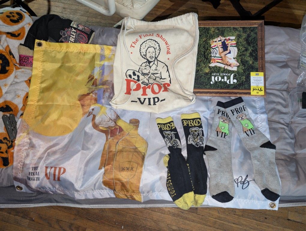 Small Prof Pookie Baby Vinyl Lot With Authentic Autograph And More