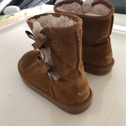 Girls Boots