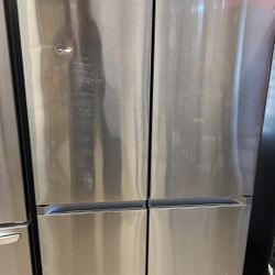 Samsung 29 Cubic Foot Fridge 