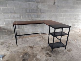 Desk S$45