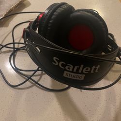 Scarlett Headphones 