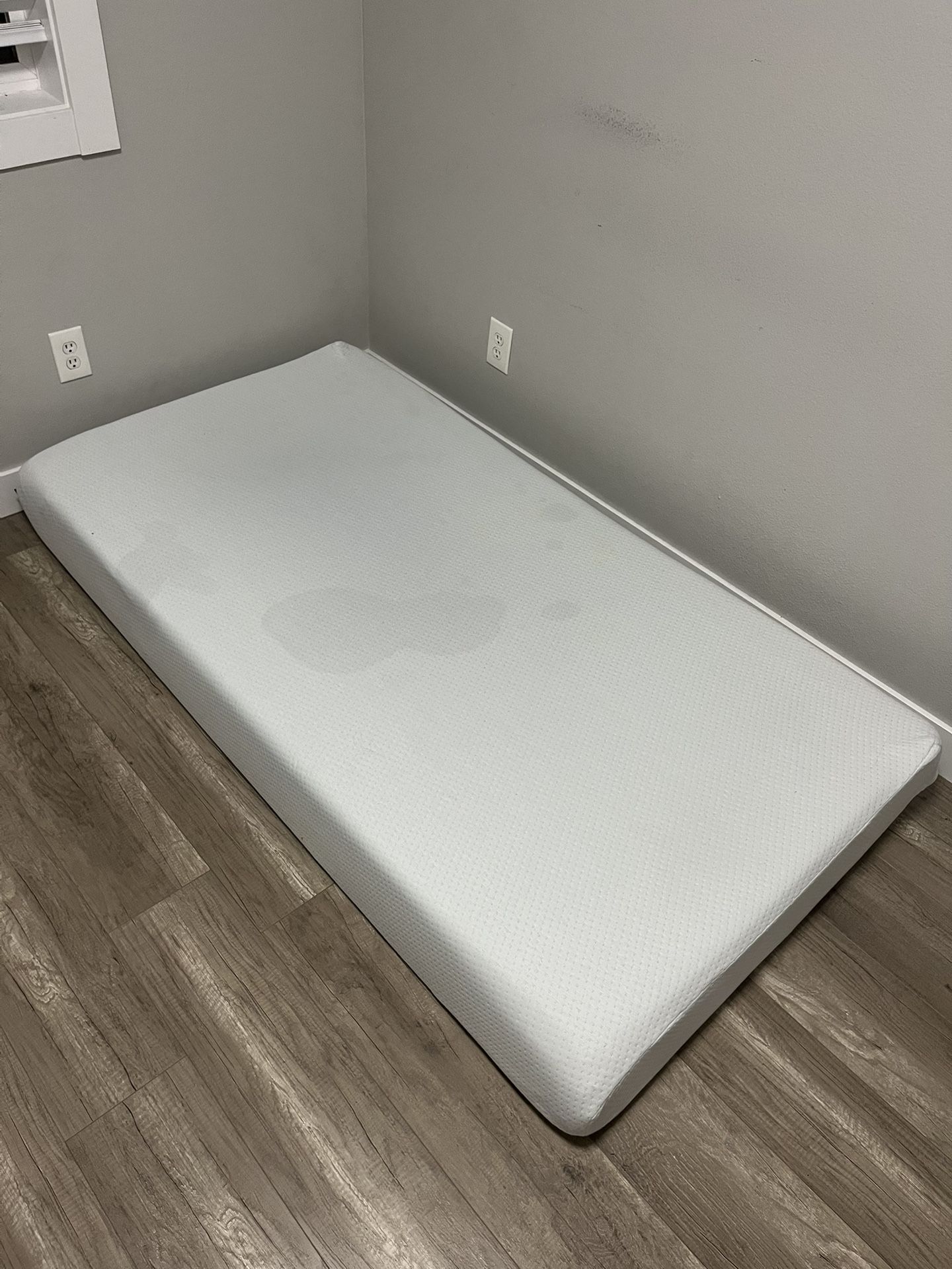 Zinus Twin Mattress
