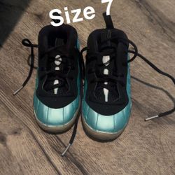 Toddler Nike foamposite 