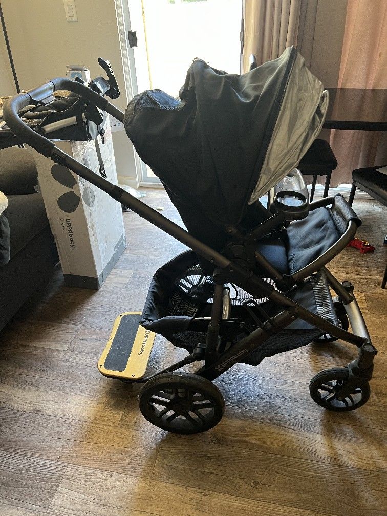 UppaBaby Vista Dual Child Stroller
