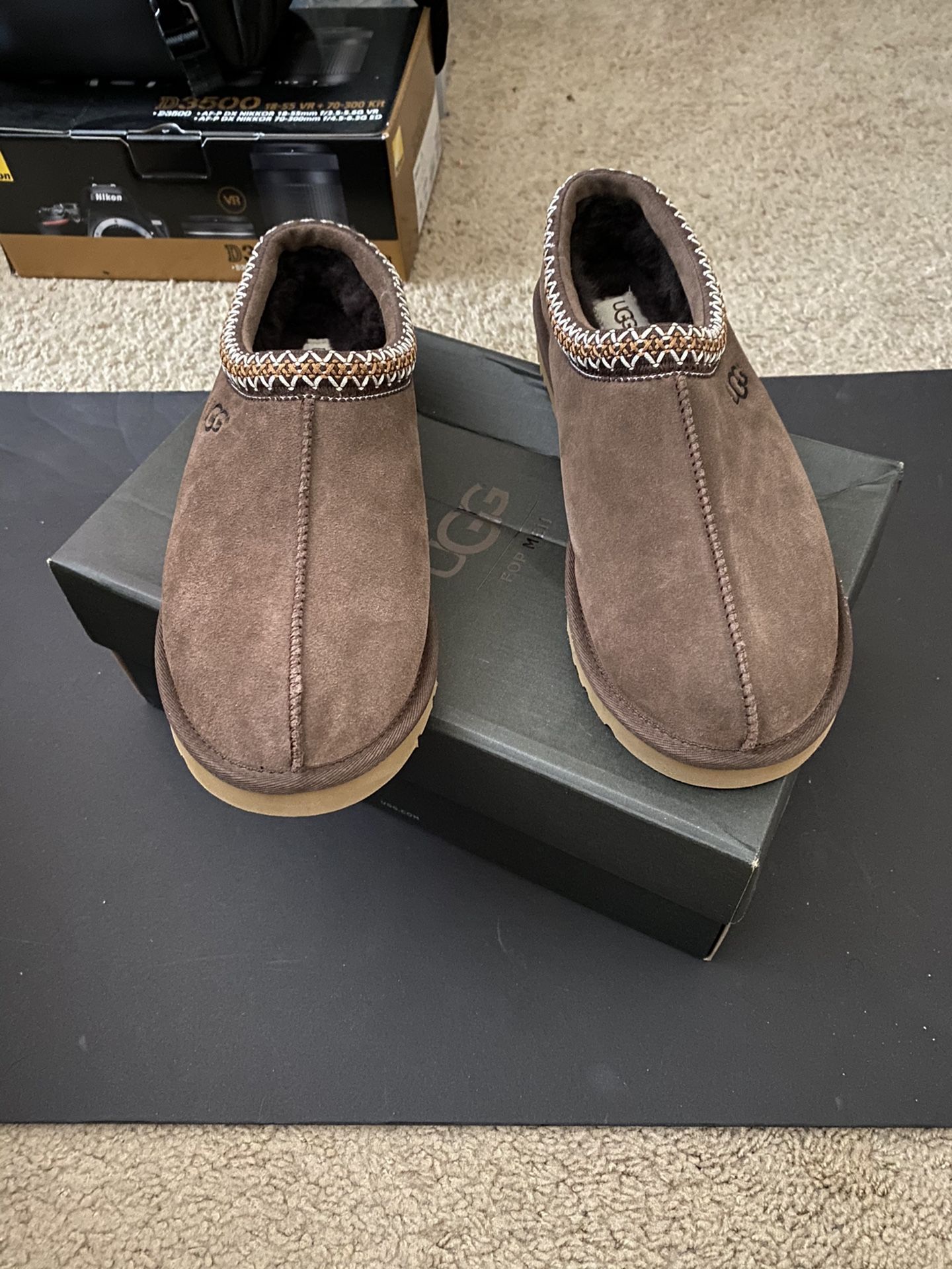 UGG Tasman chocolate - size 12