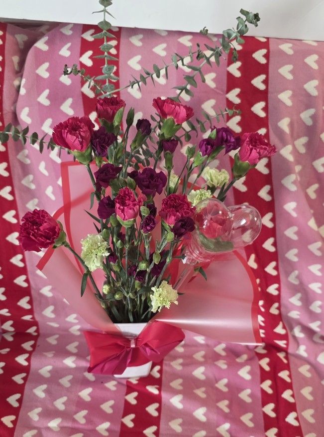 The Perfect Valentine Arrangements π Located National City Blvd