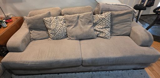 Couch & loveseat