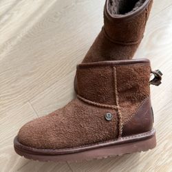 UGG Star Wars Limited Edition 