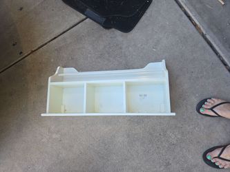 Wall shelf