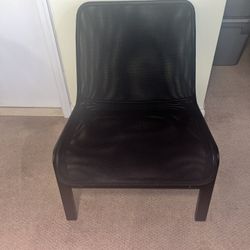 Nolmyra Black Chair