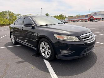 2010 Ford Taurus