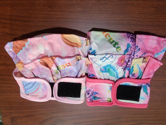 Dog Diapers with Velcro Closure – Set of 2