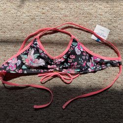 NWT Arizona Bikini Top 👙 / Size Small / New $37 - $5 -